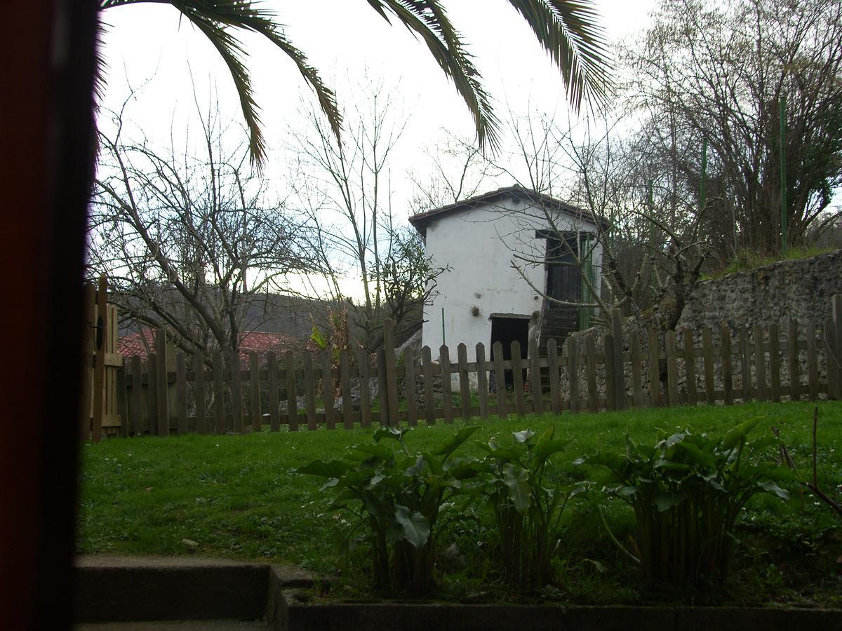Posada El Pareon Sirviella ภายนอก รูปภาพ