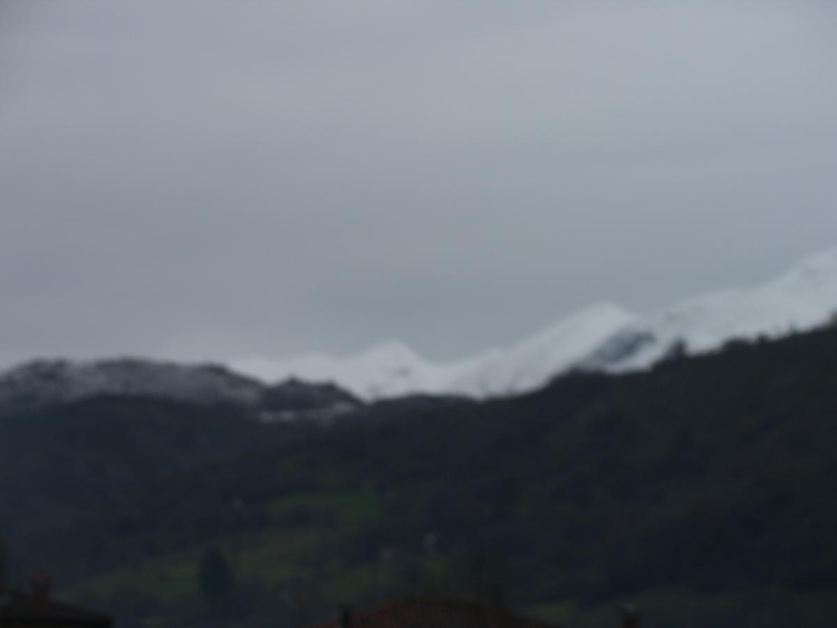 Posada El Pareon Sirviella ภายนอก รูปภาพ