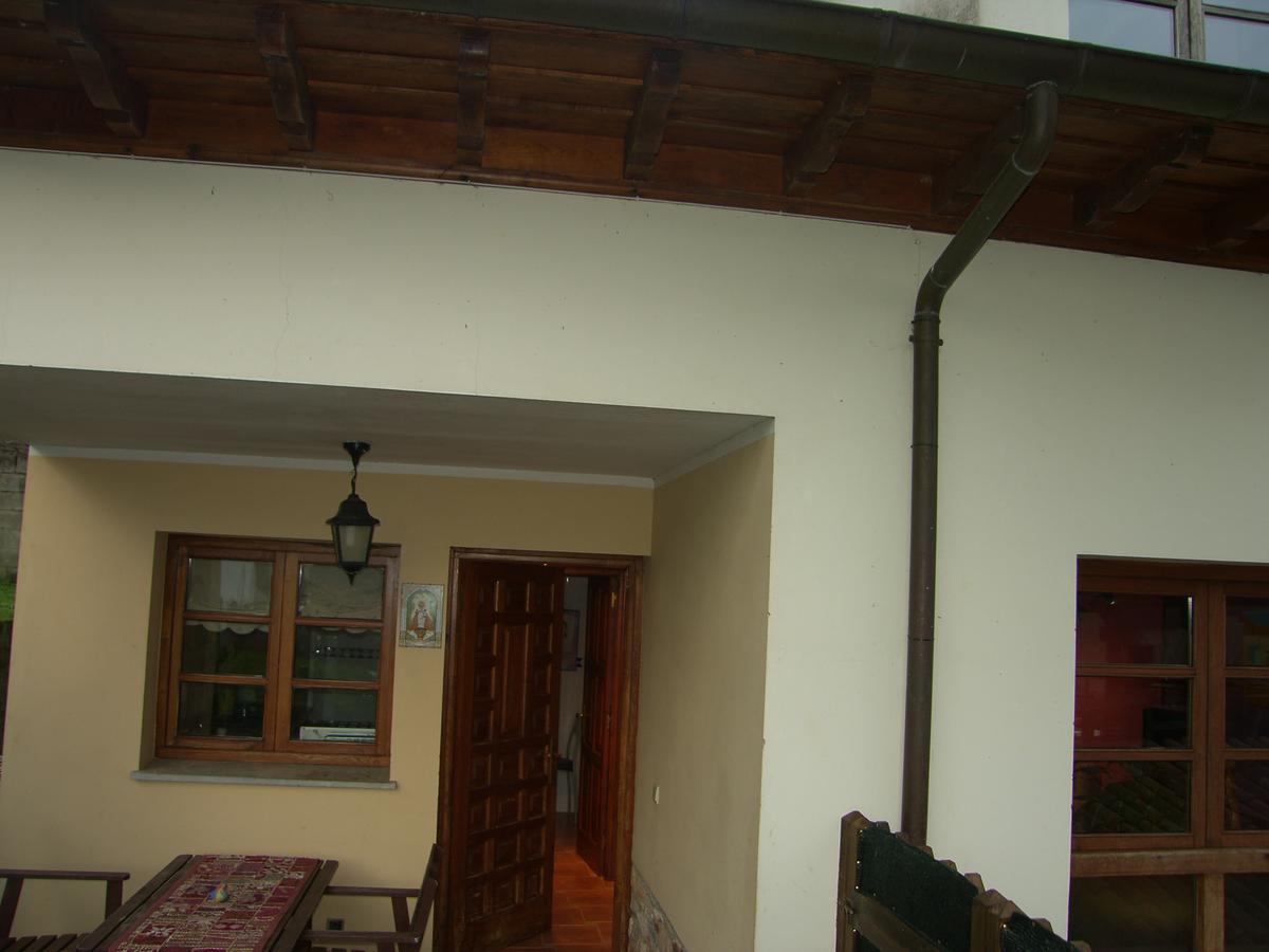 Posada El Pareon Sirviella ภายนอก รูปภาพ