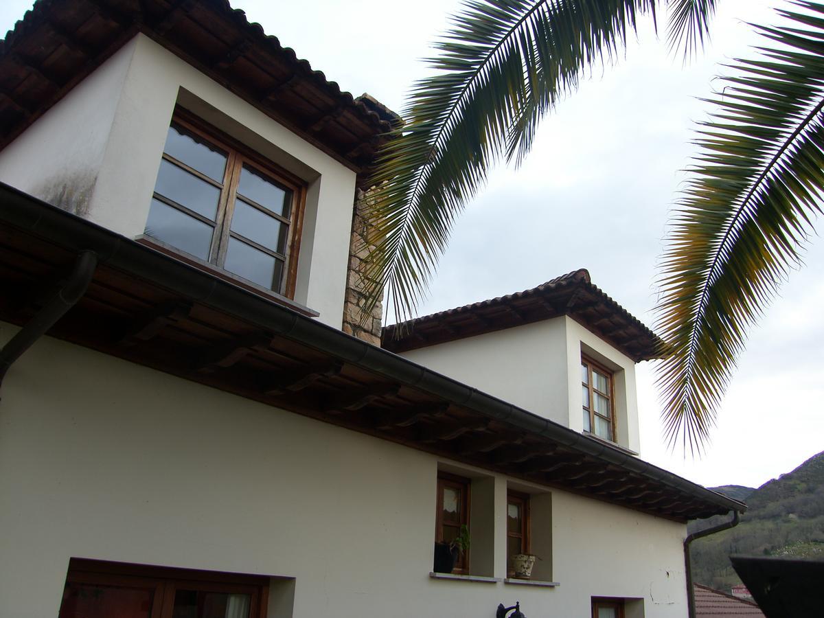 Posada El Pareon Sirviella ภายนอก รูปภาพ