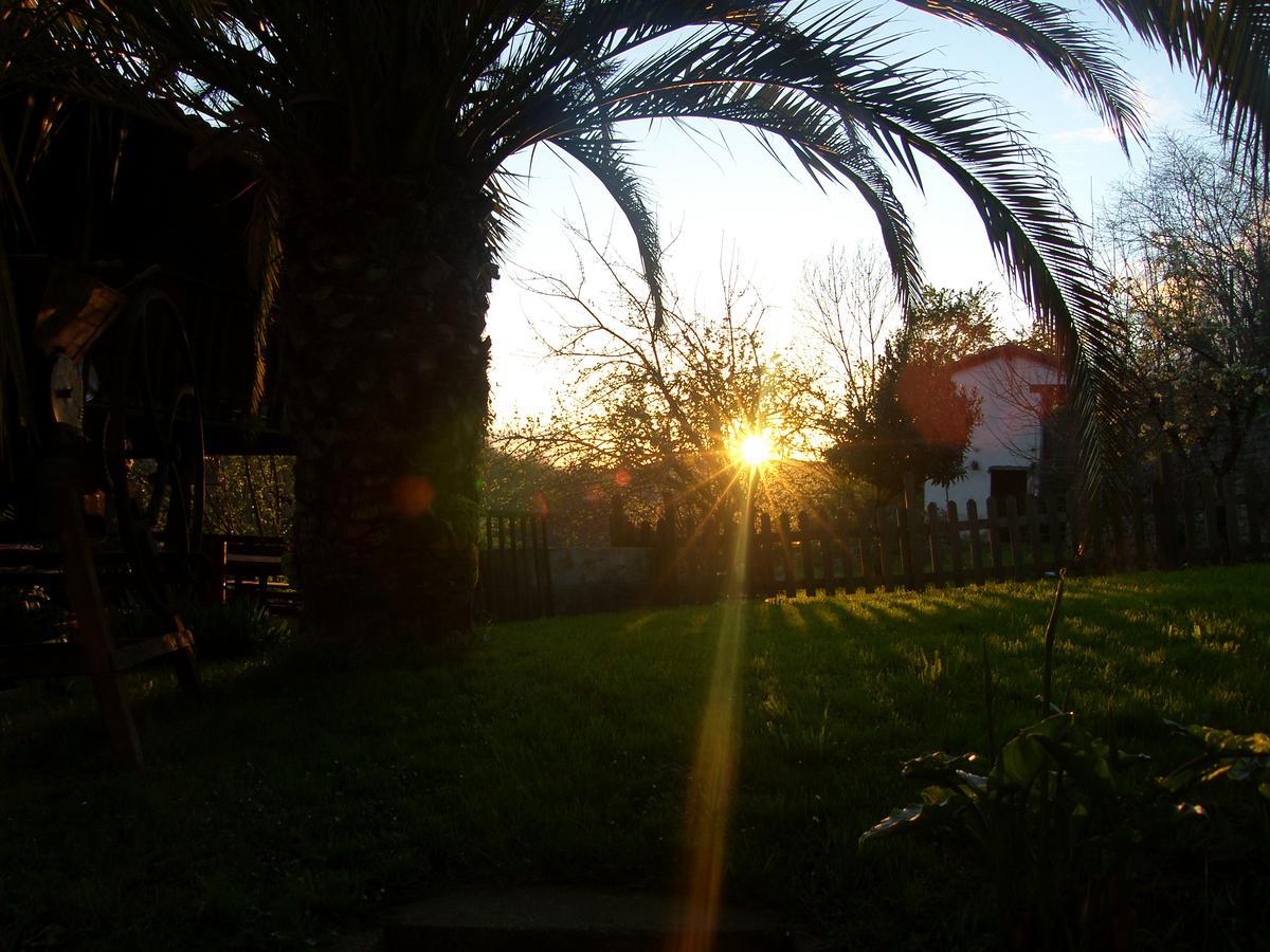 Posada El Pareon Sirviella ภายนอก รูปภาพ