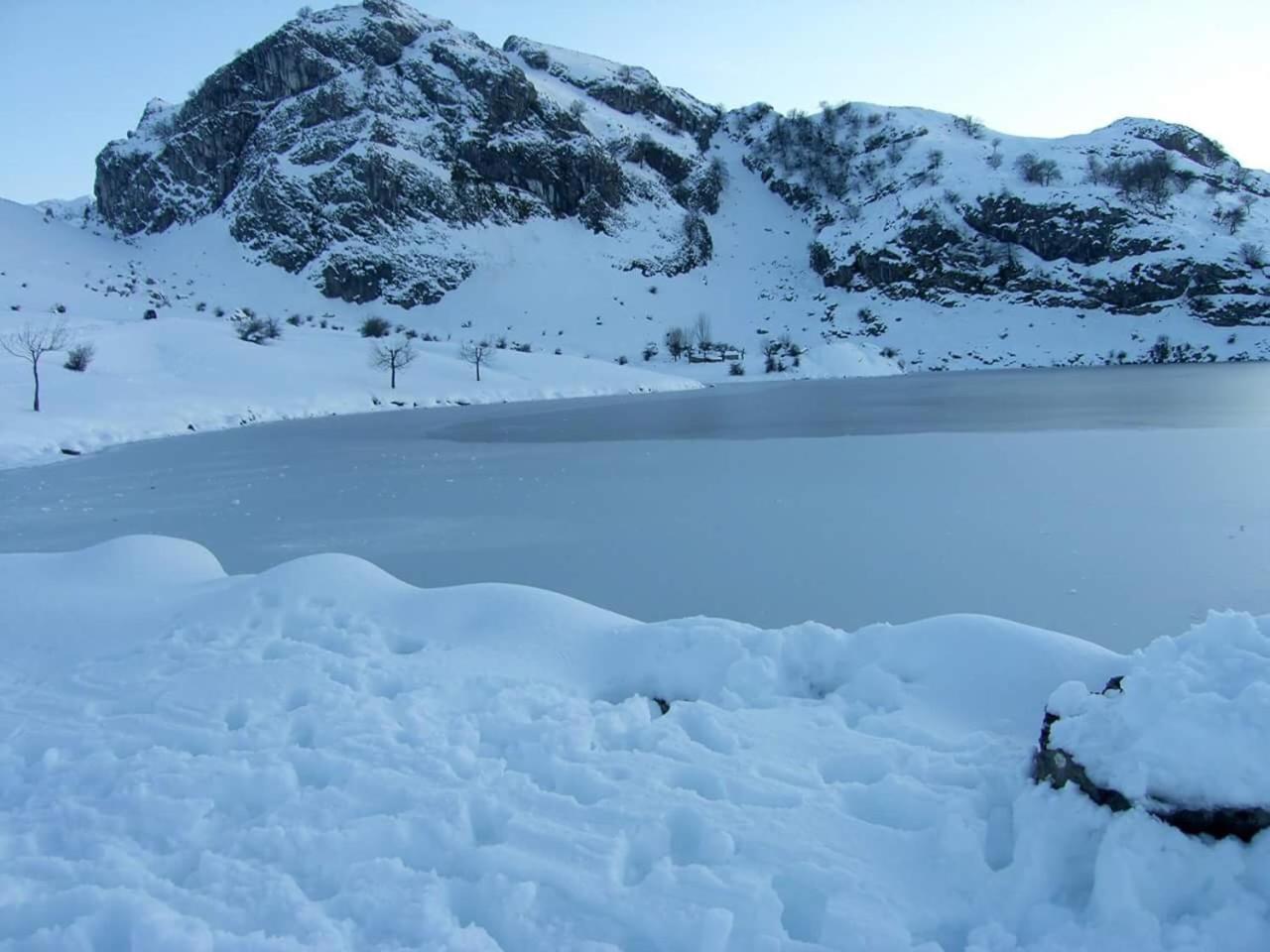 Posada El Pareon Sirviella ภายนอก รูปภาพ