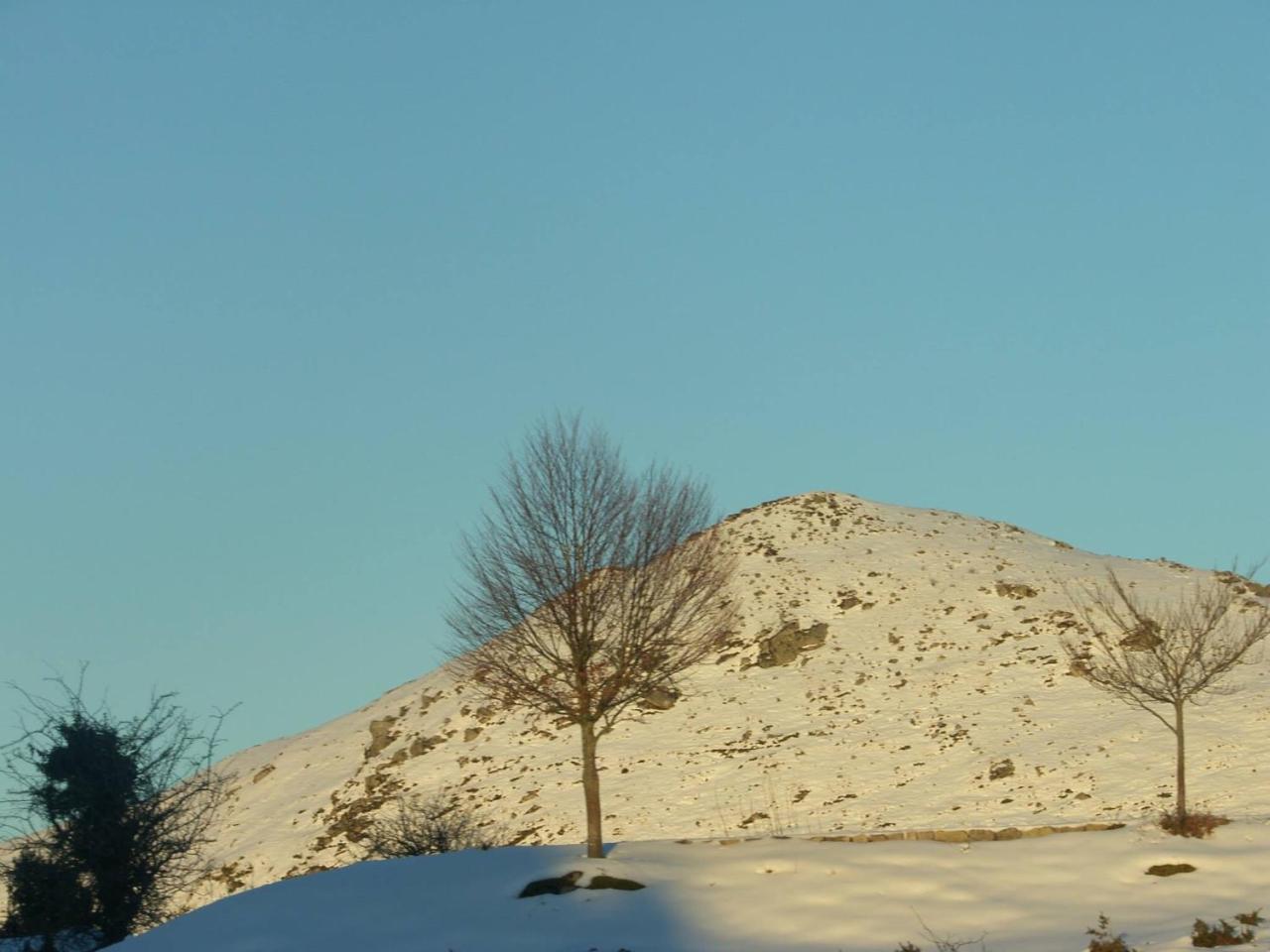 Posada El Pareon Sirviella ภายนอก รูปภาพ